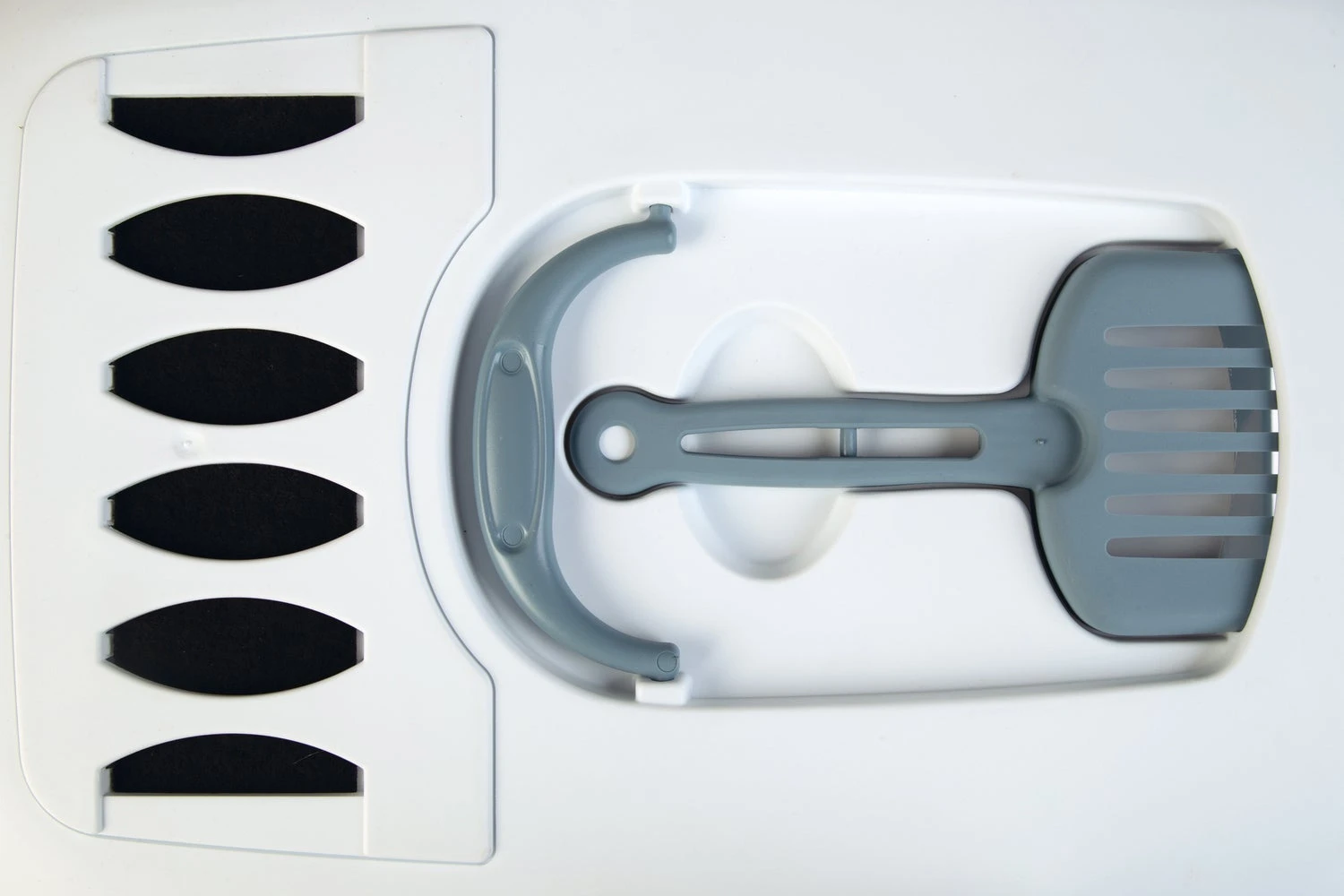 Stefanplast Kattenbak Super Queen Wit/blauw 55 X 71 X 46 Cm 6 Stefanplast Kattenbak Super Queen Wit/blauw 55 X 71 X 46 Cm - Afbeelding 4